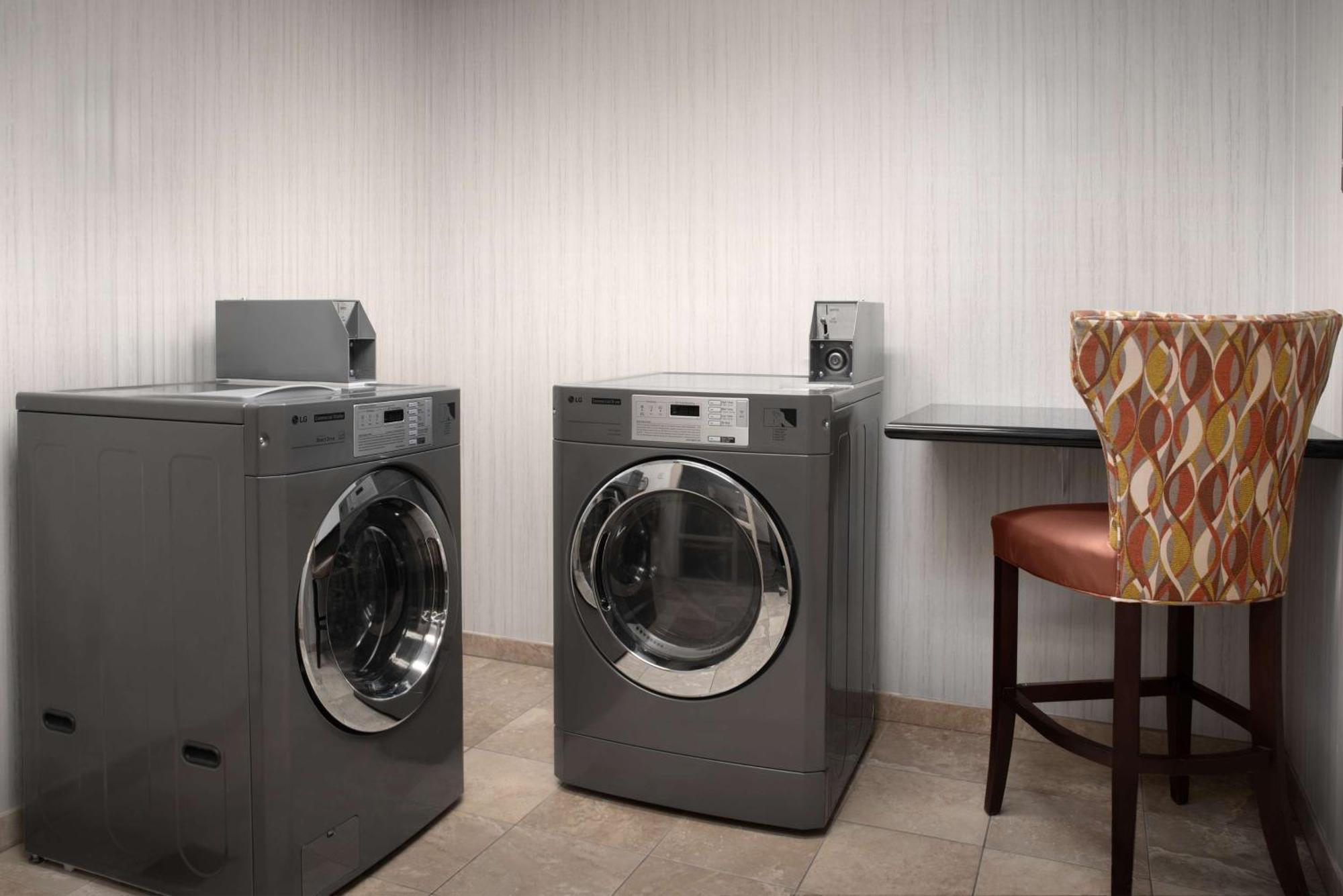Hampton Inn & Suites-Knoxville/North I-75 Екстер'єр фото